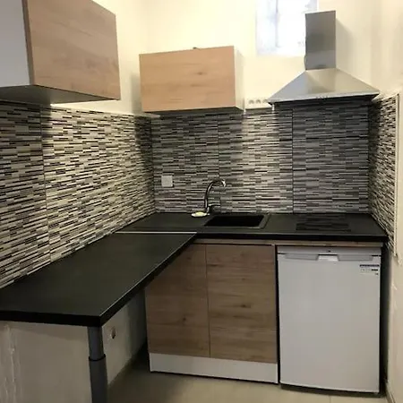 Studio Proche Cathedrale - Apartament *